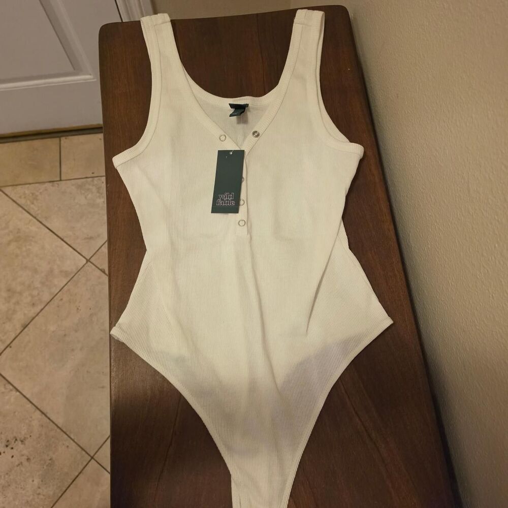 NWT Wild Fable White Ribbed Bodysuit